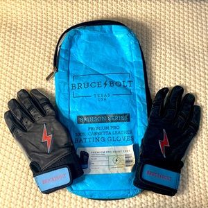 Bruce Bolt Premium Short Cuff Batting Gloves YM